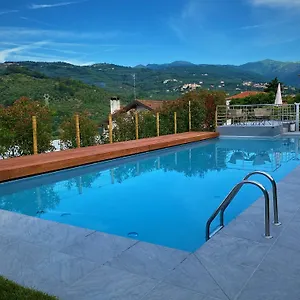  Vakantieboerderij Benza Italië