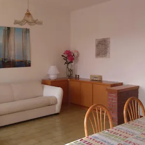 Carla , Peschiera del Garda Italia